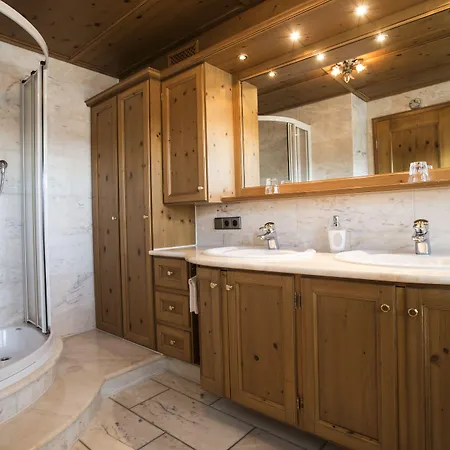 Meiser Rosenstuben 3*