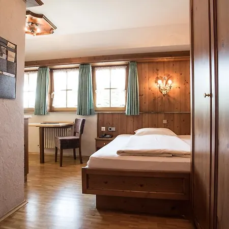 Meiser Rosenstuben Hotel Fichtenau