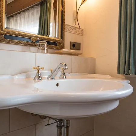 Hotel Meiser Rosenstuben Fichtenau